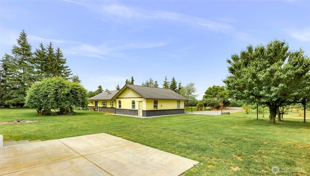 599 Loomis Trail Road, Lynden, WA 98264