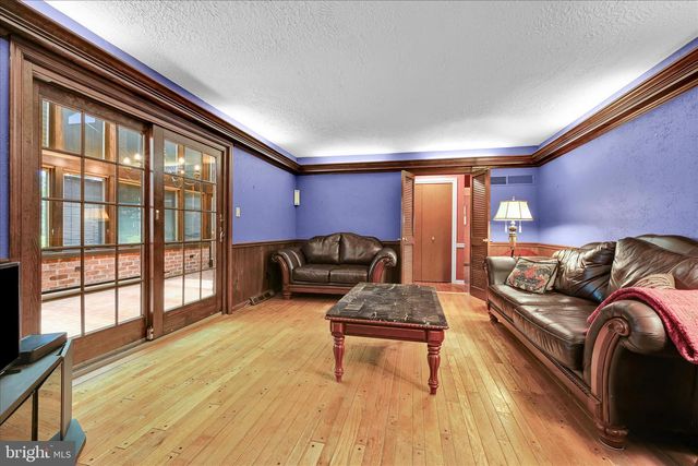 3711 CAYUGA LN, York, PA 17402