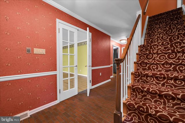 3711 CAYUGA LN, York, PA 17402
