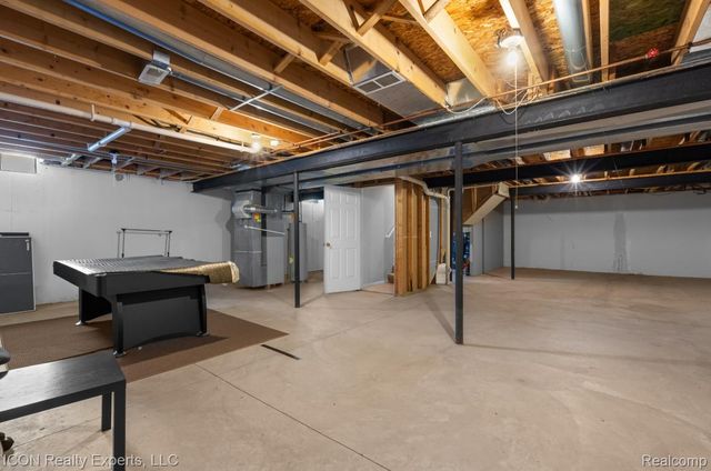 531 Cherry Grove Road, Canton Charter Township, MI 48188