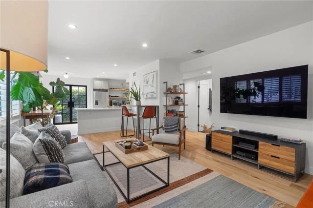 331 Brooks Avenue 1, Venice, CA 90291