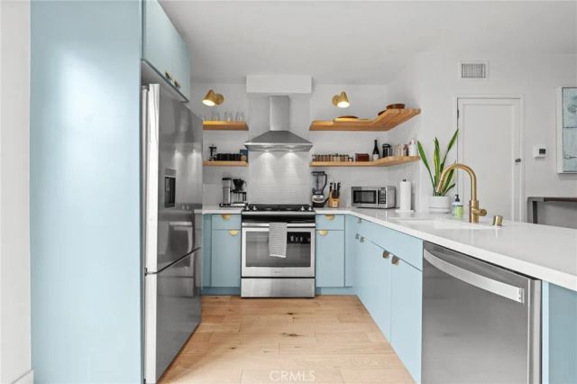 331 Brooks Avenue 1, Venice, CA 90291