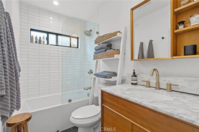 331 Brooks Avenue 1, Venice, CA 90291