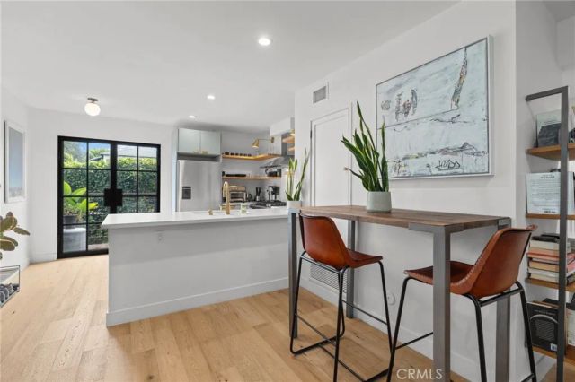 331 Brooks Avenue 1, Venice, CA 90291