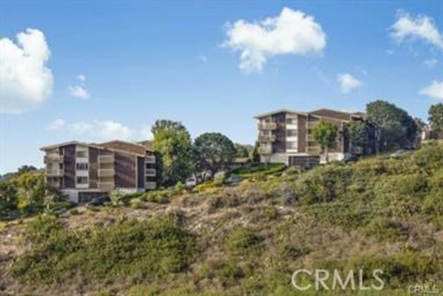 6542 Ocean Crest Drive C211, Rancho Palos Verdes, CA 90275