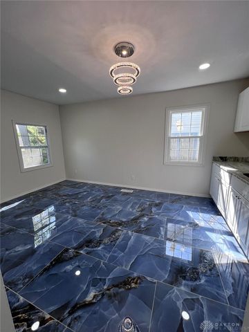 2022 W Grand Avenue, Dayton, OH 45402