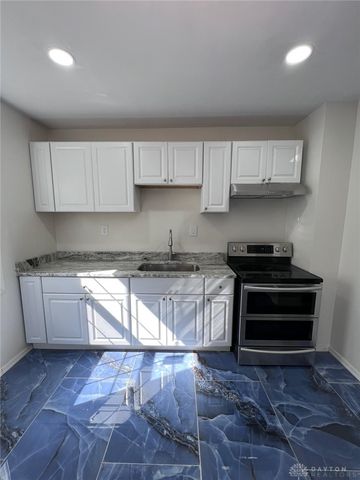 2022 W Grand Avenue, Dayton, OH 45402