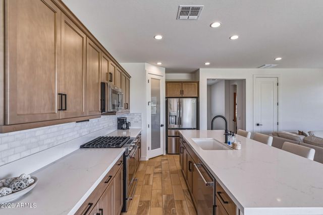 11168 N ST HELENA --, Surprise, AZ 85388