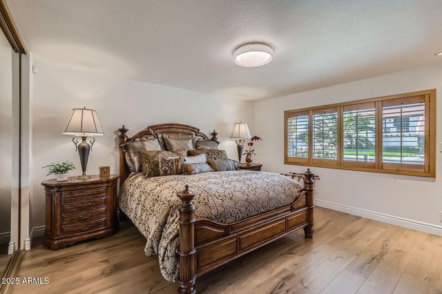 1305 E STEAMBOAT BEND Drive, Tempe, AZ 85283