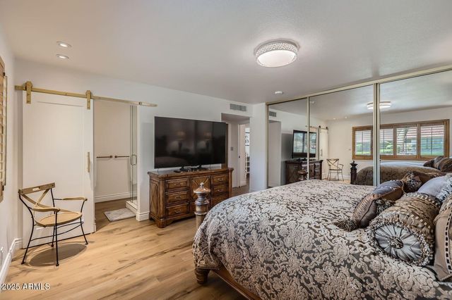 1305 E STEAMBOAT BEND Drive, Tempe, AZ 85283