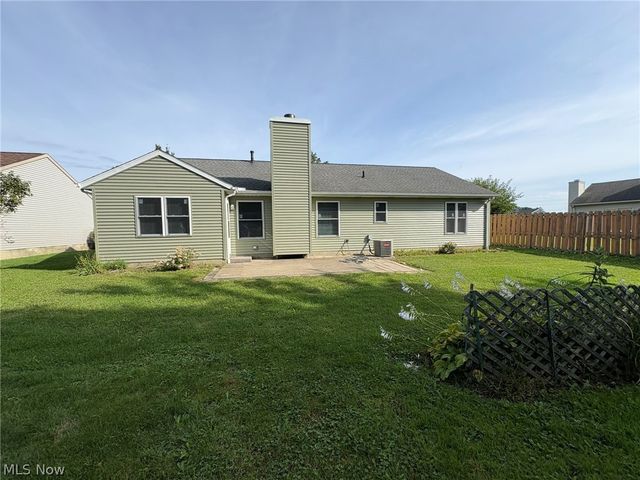 459 Hampton Drive, Elyria, OH 44035