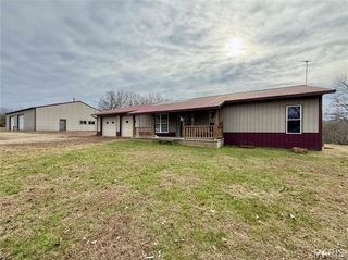 21924 Trogden Rd, Farmington, MO 63640