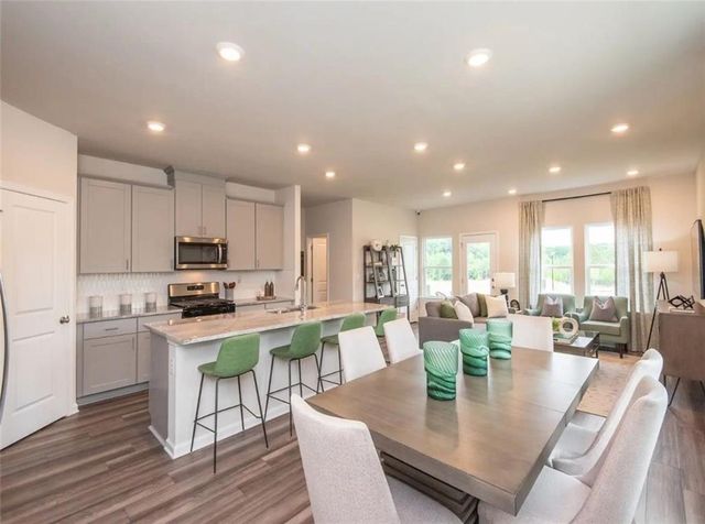 2466 Rocky City Lane, Snellville, GA 30078