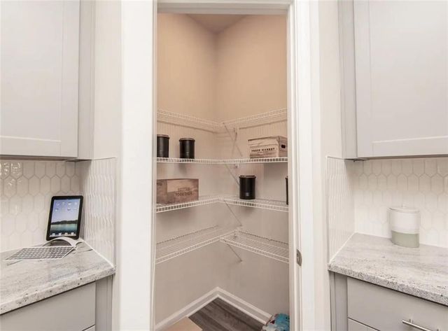 2466 Rocky City Lane, Snellville, GA 30078