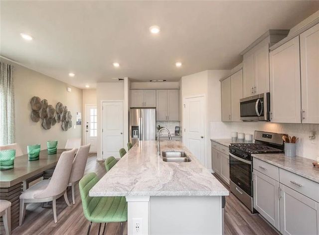 2466 Rocky City Lane, Snellville, GA 30078