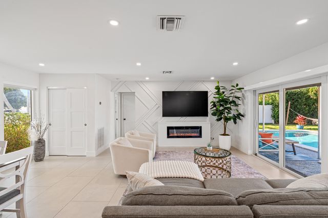 331 SE 6th Avenue, Pompano Beach, FL 33060