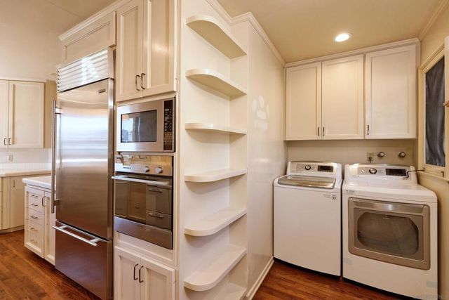 7755 Ludington Place, La Jolla, CA 92037
