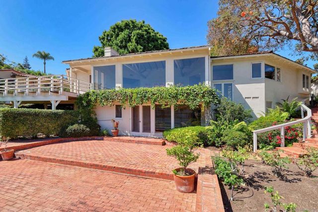 7755 Ludington Place, La Jolla, CA 92037