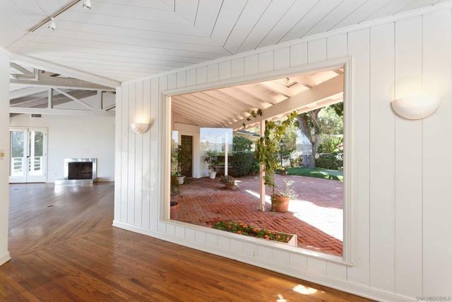 7755 Ludington Place, La Jolla, CA 92037