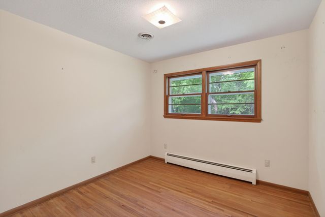 3724 Huntingdon Drive, Minnetonka, MN 55305