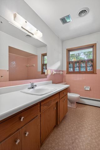 3724 Huntingdon Drive, Minnetonka, MN 55305