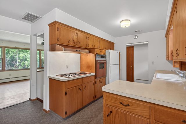 3724 Huntingdon Drive, Minnetonka, MN 55305