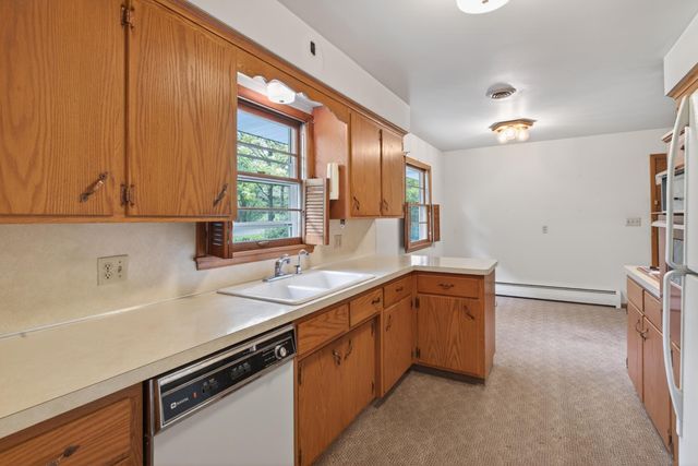 3724 Huntingdon Drive, Minnetonka, MN 55305