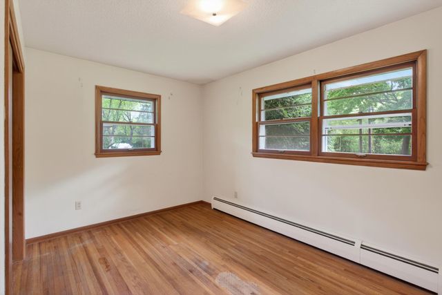 3724 Huntingdon Drive, Minnetonka, MN 55305
