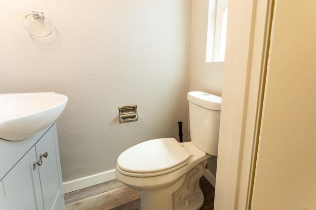 8903 Cordova Avenue NE, Albuquerque, NM 87112