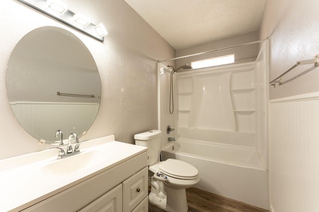 8903 Cordova Avenue NE, Albuquerque, NM 87112