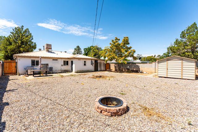 8903 Cordova Avenue NE, Albuquerque, NM 87112