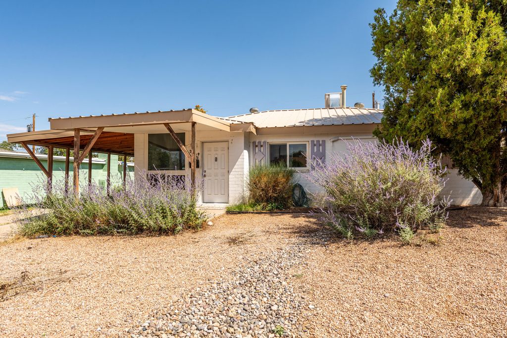 8903 Cordova Avenue NE, Albuquerque, NM 87112