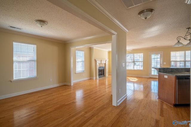 5002 Blakemore Drive, Owens Cross Roads, AL 35763