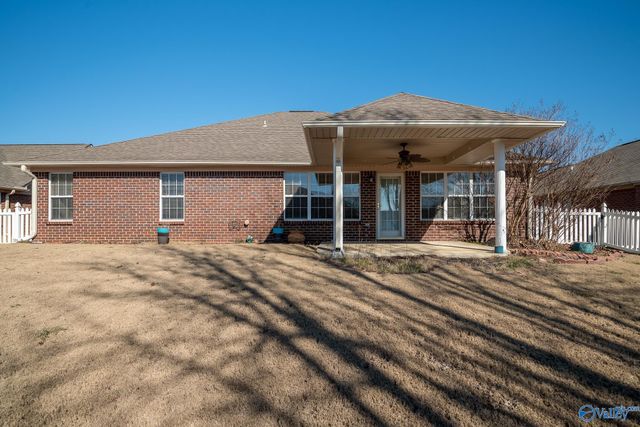 5002 Blakemore Drive, Owens Cross Roads, AL 35763