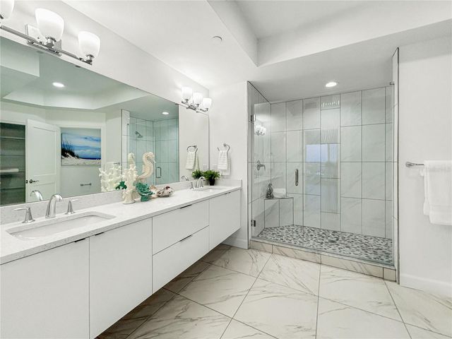 125 ISLAND WAY 502, Clearwater Beach, FL 33767