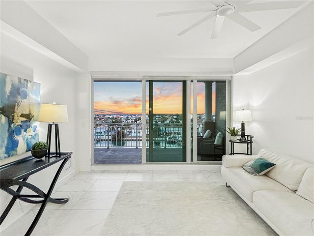 125 ISLAND WAY 502, Clearwater Beach, FL 33767