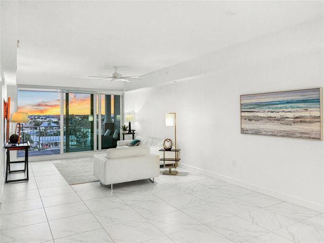 125 ISLAND WAY 502, Clearwater Beach, FL 33767