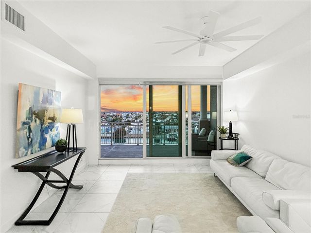 125 ISLAND WAY 502, Clearwater Beach, FL 33767