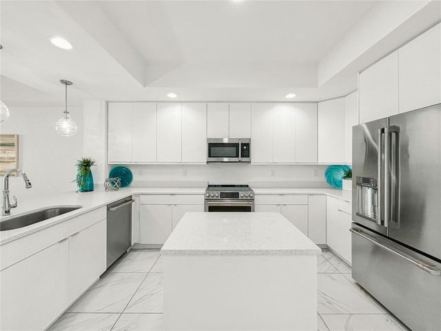 125 ISLAND WAY 502, Clearwater Beach, FL 33767