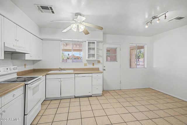 18226 N 10TH Drive, Phoenix, AZ 85023