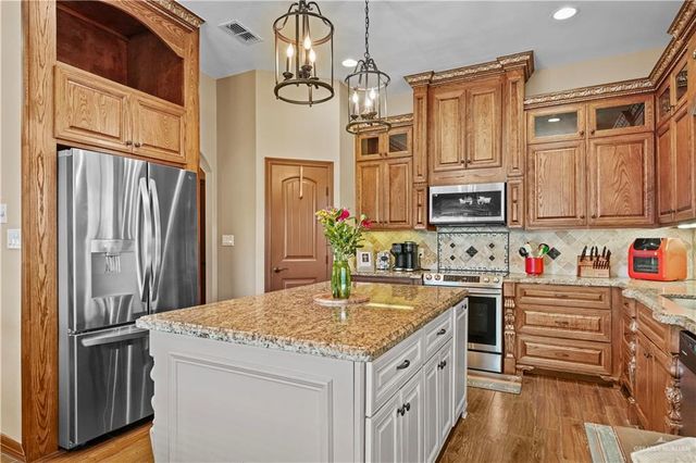 2710 Seton Street, Edinburg, TX 78542