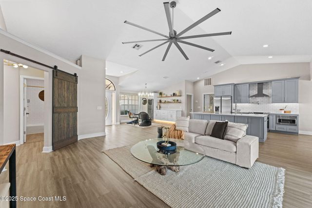 812 Spanish Wells Drive, Melbourne, FL 32940