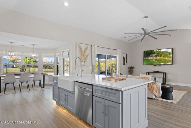 812 Spanish Wells Drive, Melbourne, FL 32940