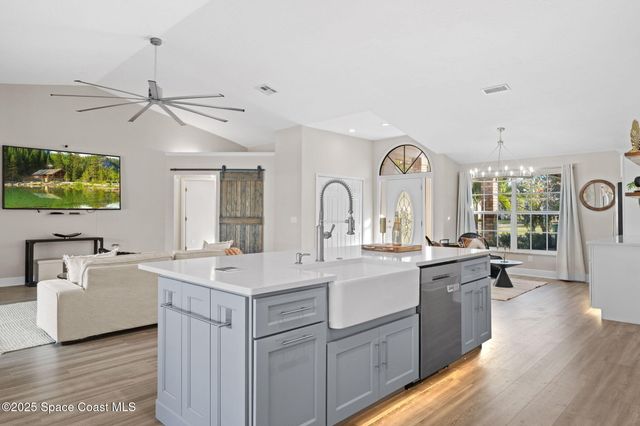 812 Spanish Wells Drive, Melbourne, FL 32940