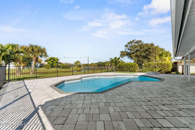 812 Spanish Wells Drive, Melbourne, FL 32940