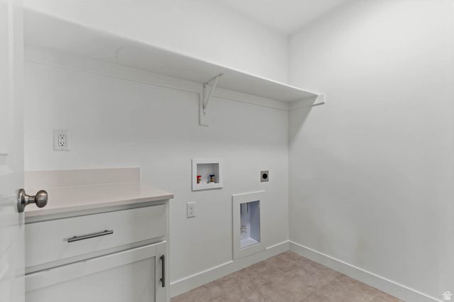 8204 W SENTINAL PEAK DR, Magna, UT 84044