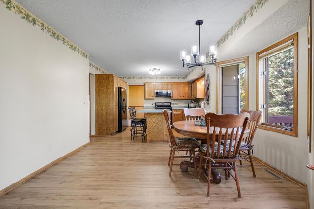 2824 91st Crescent N, Brooklyn Park, MN 55443