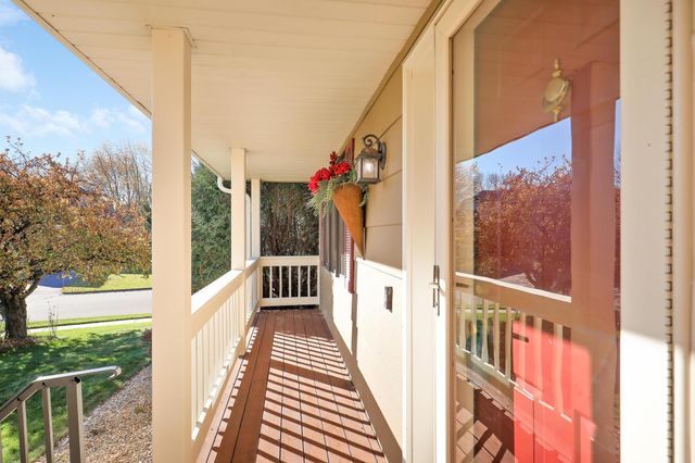 2824 91st Crescent N, Brooklyn Park, MN 55443