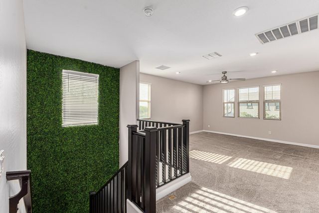 1015 E Thompson, Chandler, AZ 85286