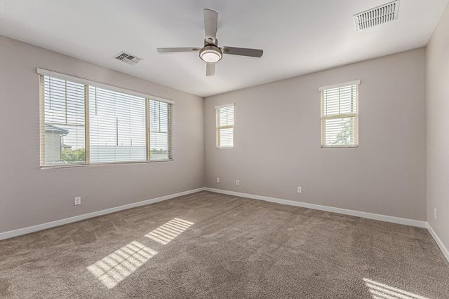 1015 E Thompson, Chandler, AZ 85286